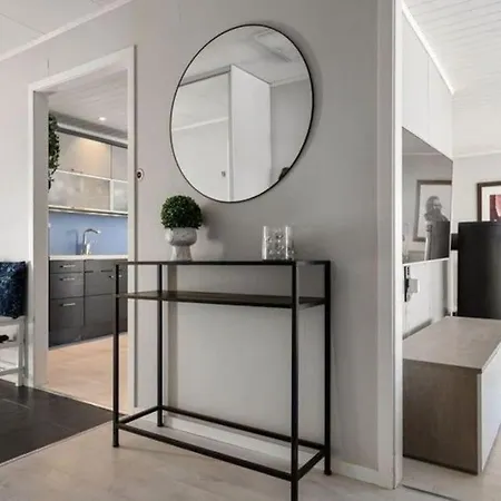 Cozy Home. Fantastic View And Parking Apartment